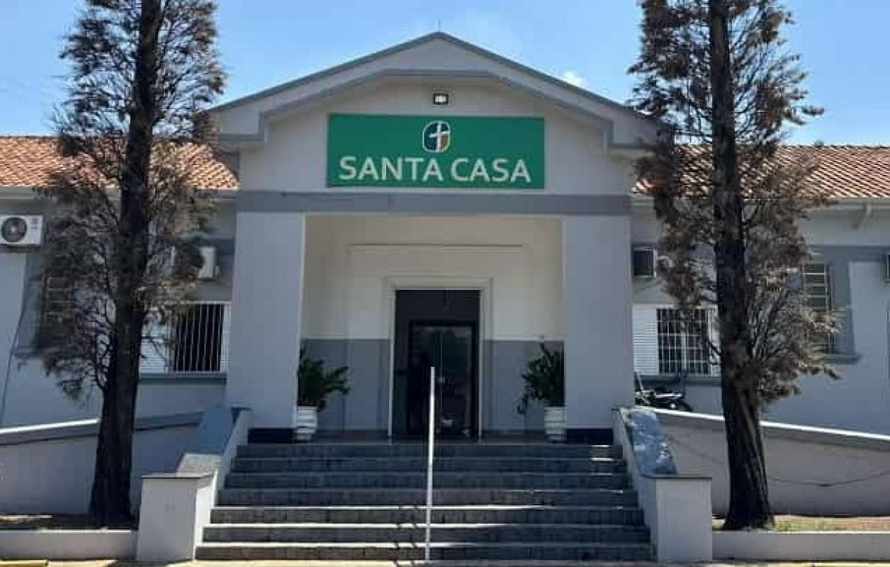 'MULHER PASSA MAL E MORRE DURANTE ATENDIMENTO NA SANTA CASA DE GUARARAPES 