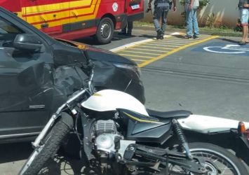 Motociclista perde o nariz e parte da boca em colisão com carro em Araçatuba